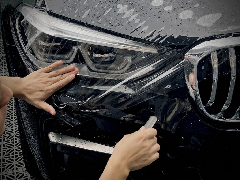 Perbedaan Antara Paint Protection Film dan Ceramic Coating: Mana yang Lebih Baik untuk Mobil Anda?